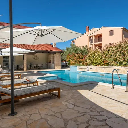Villa Allegra Istriana In With Sea View & Fazana